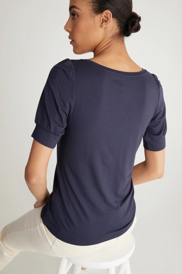 Sweetheart Neckline T-shirt With Puffy Sleeve