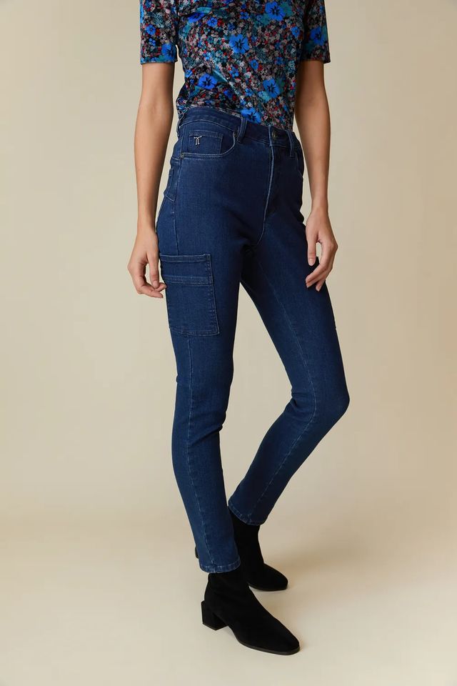 Push Up Jean With Cargo Pocket