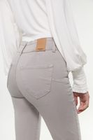 Push Up High Waist Slim Pant