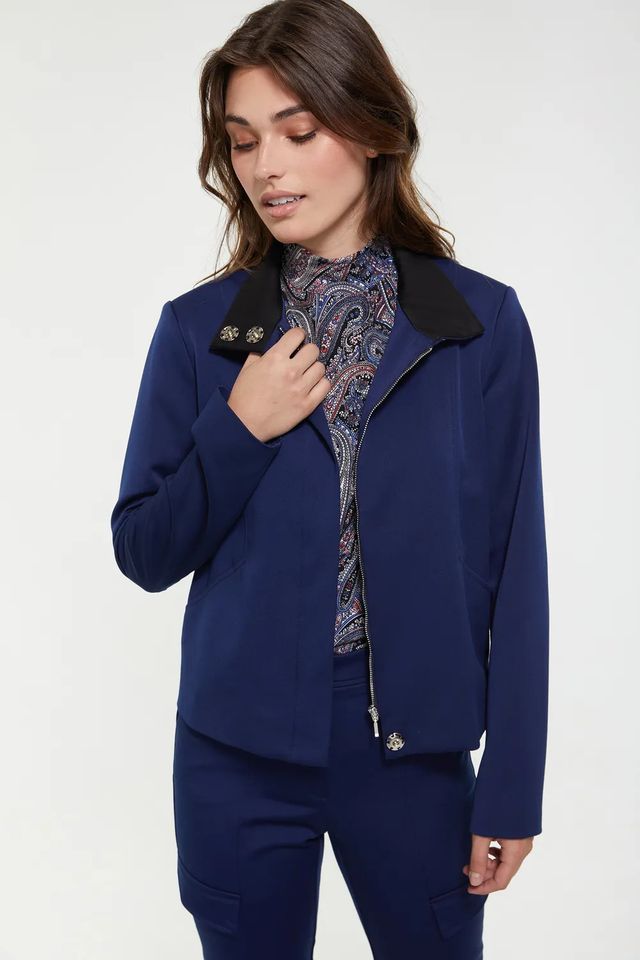 Washable Jacket With Large Collar