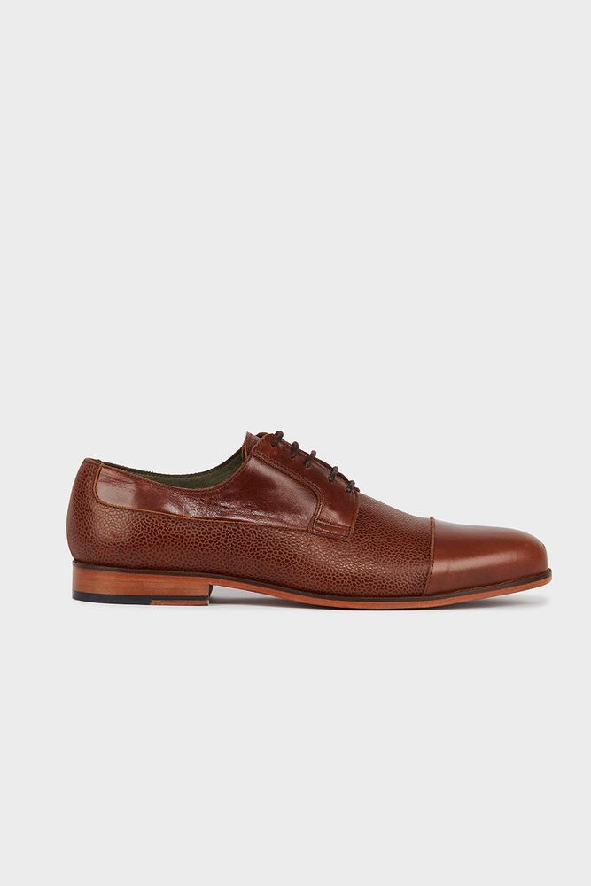 Cap Toe Shoe With Texture