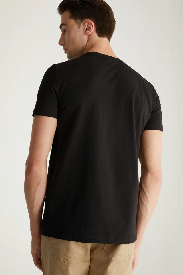 Basic Crew Neck T-shirt