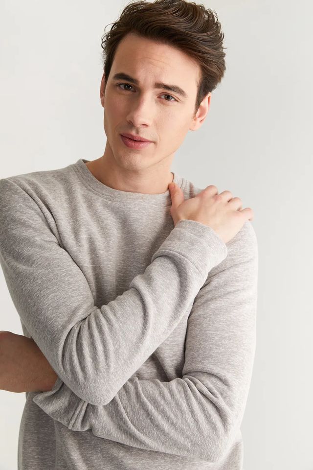 Cew  Neck Sweater With Sleeve