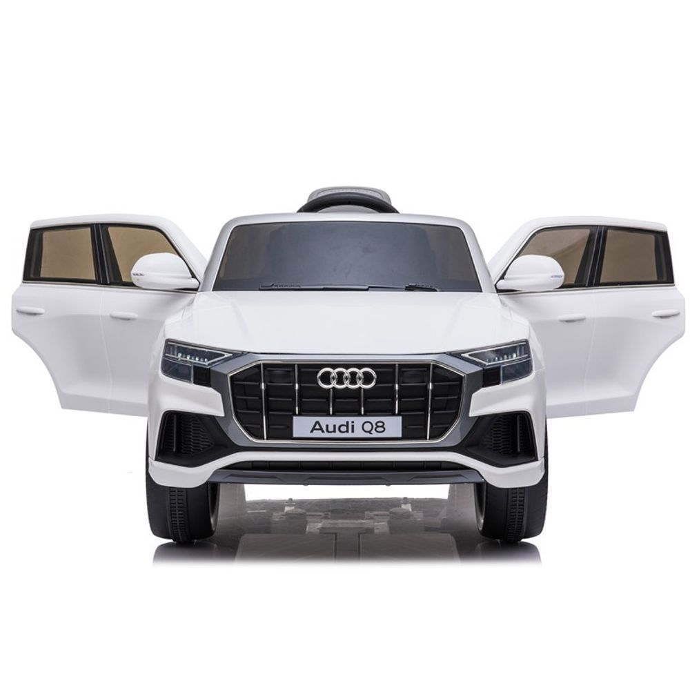 AUDI Q8 BLANCO