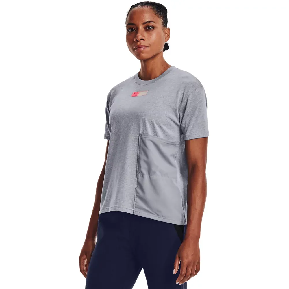 Playera UA Armour+ con Bolsillo para Mujer