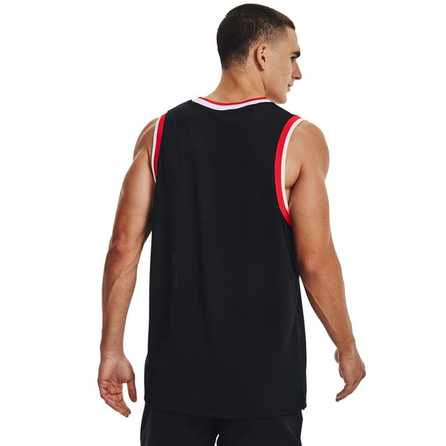 Under Armour Playera sin Mangas UA Baseline Cotton para Hombre