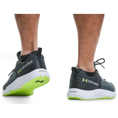 Tenis de Entrenamiento UA Charged Focus para Hombre