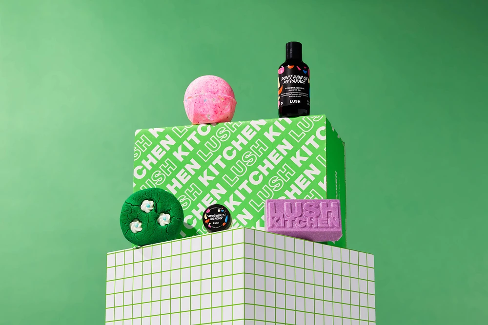  Lush Kitchen Box