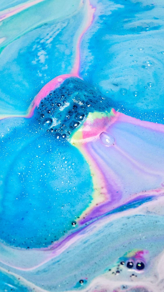 Giant Intergalactic