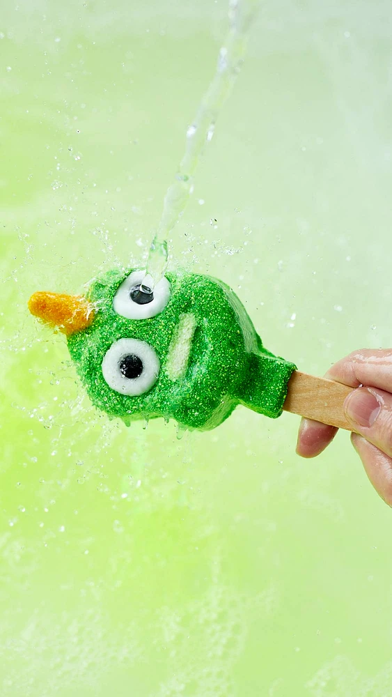 Monster Jay-Hawk Reusable Bubble Bar