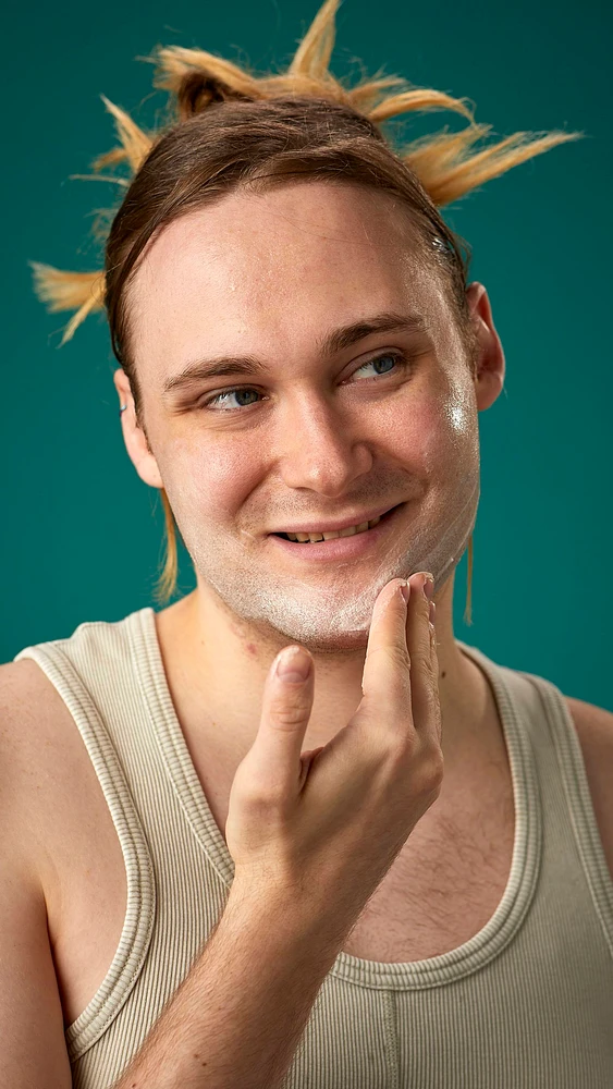 Nettoyant pour le visage Mostly