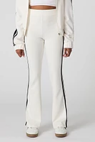 Pantalon Active à jambe évasée avec rayures latérales