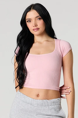 T-shirt ultracourt côtelé sans couture avec encolure carrée