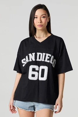 T-shirt avec empiècement brodé San Diego et encolure en V