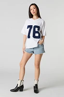 T-shirt à imprimé 76 avec encolure en V