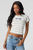 T-shirt ultracourt rayé avec motif brodé
