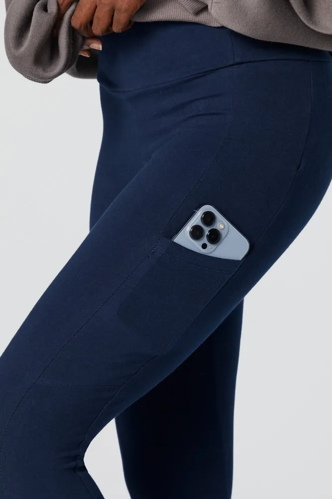 High-Rise Pocket Legging in Moon – Wildland