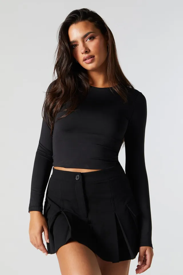 Stitches Contour Scoop Neck Long Sleeve Top