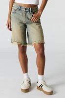 Jean-short ample d'aspect usé lavé à l'enzyme