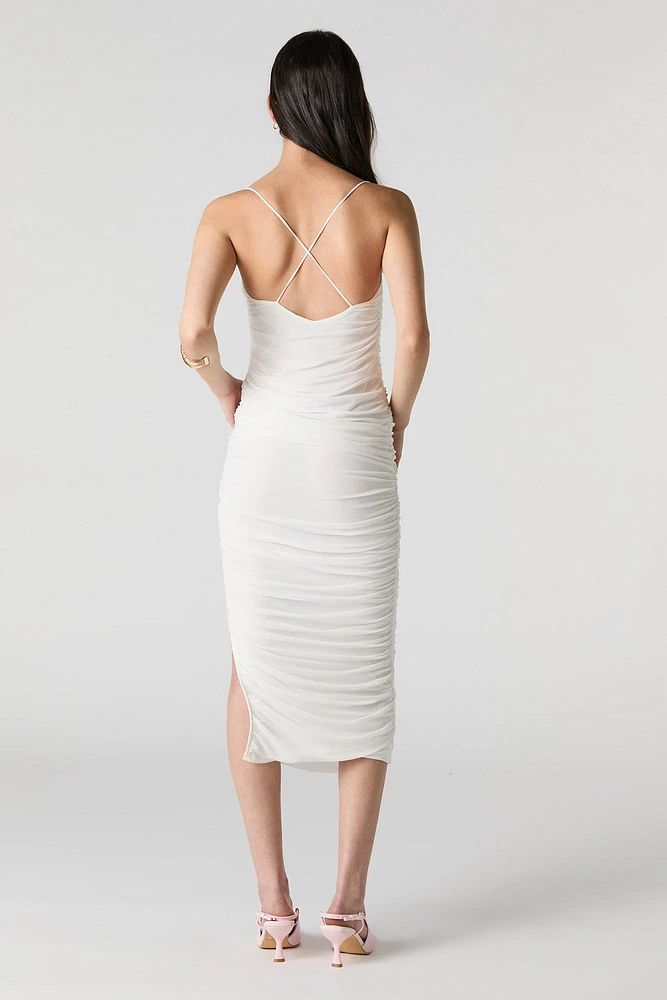 Robe midi ruchée en filet