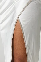 Robe midi croisée à surplis en satin avec liséré de pierres du Rhin
