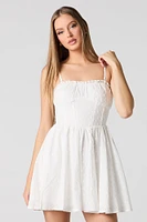 Minirobe corset avec oeillets