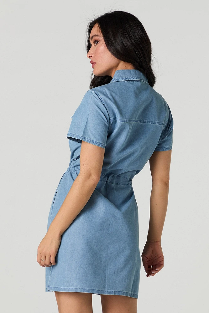 Robe boutonnée en denim avec col