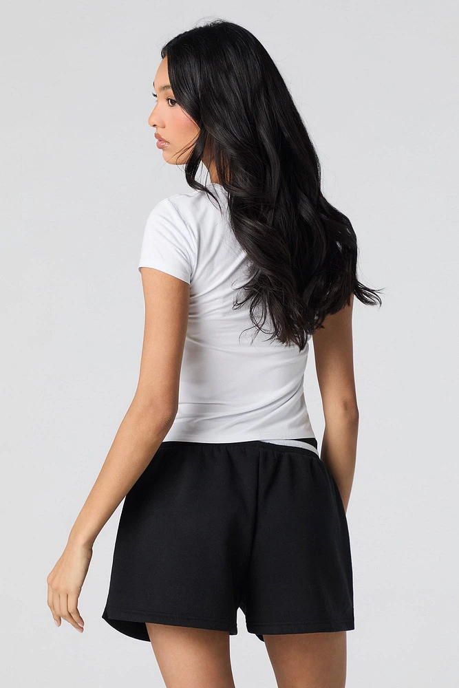 Short en molleton avec motif brodé à taille coulissante