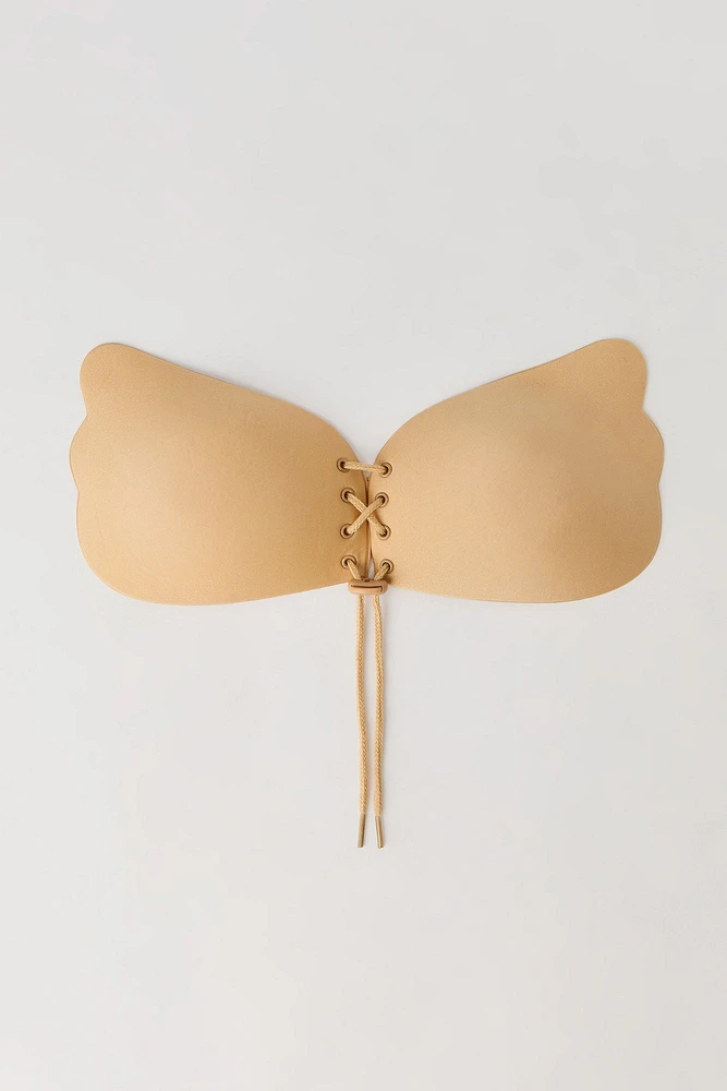 Soutien-gorge aucotollant lacé sans bretelles