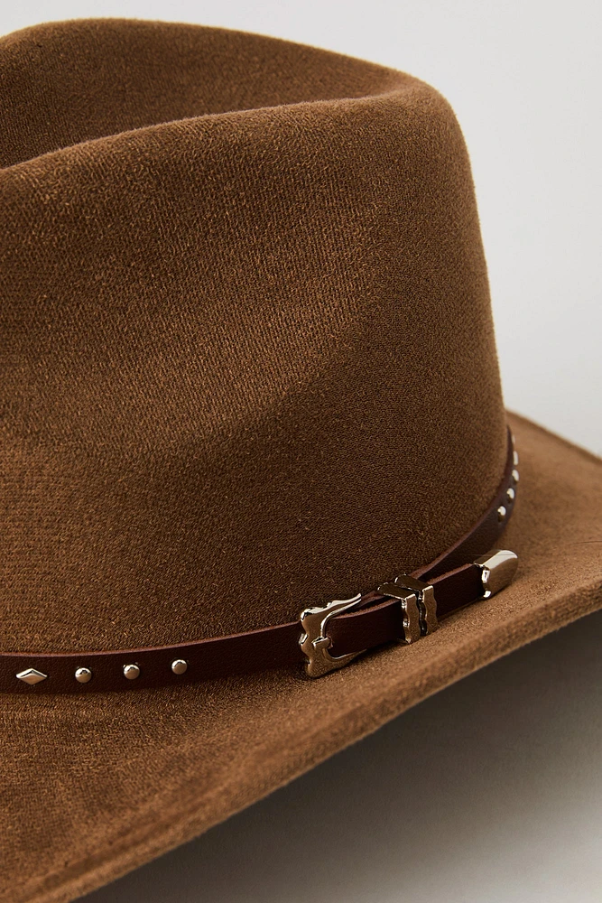 Chapeau de cowboy clouté avec boule