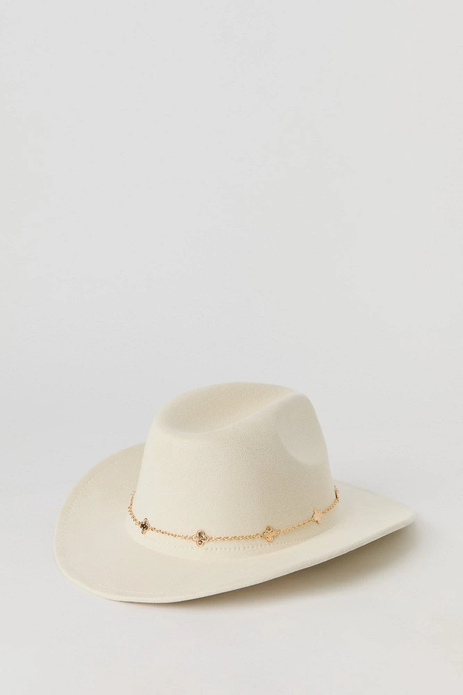 Chapeau de cowboy avec chaîne et breloque
