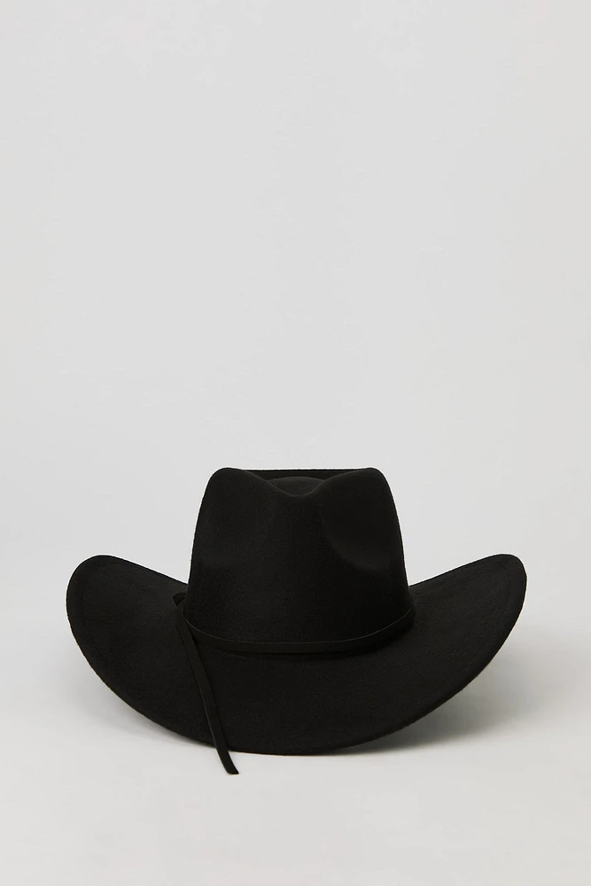 Chapeau de cowboy avec liséré et attaches