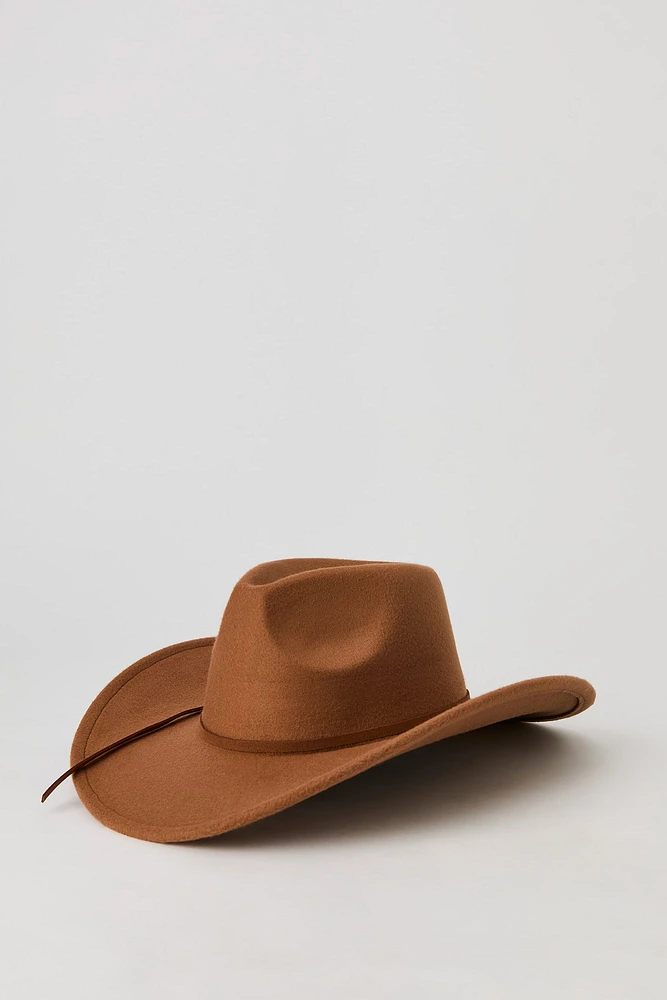 Chapeau de cowboy avec liséré et attaches