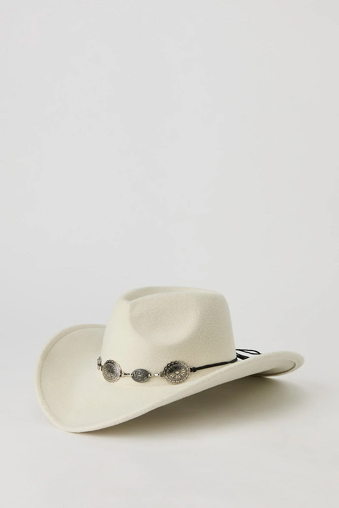 Chapeau de cowboy avec chaîne et médaillon