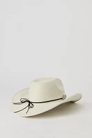Chapeau de cowboy avec chaîne et médaillon
