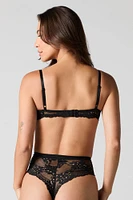 Maillot-bustier en dentelle avec découpes