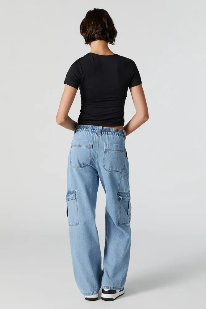 Multi-pocket wide-leg cargo jean