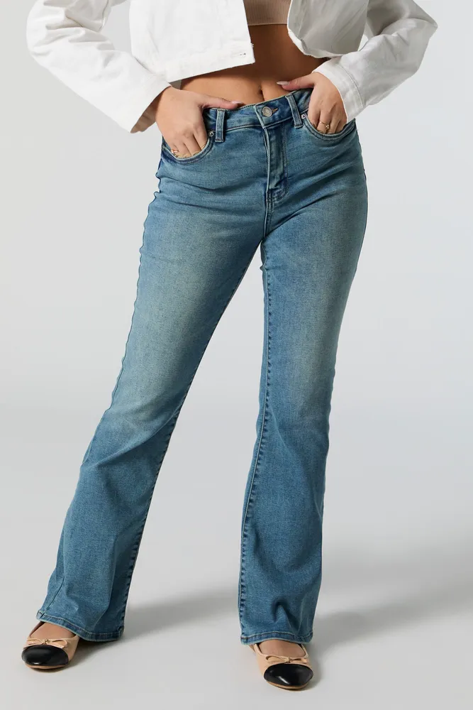 Austin Medium Wash Flare Jean