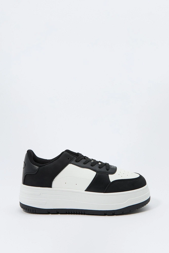 Low Top Platform Sneaker