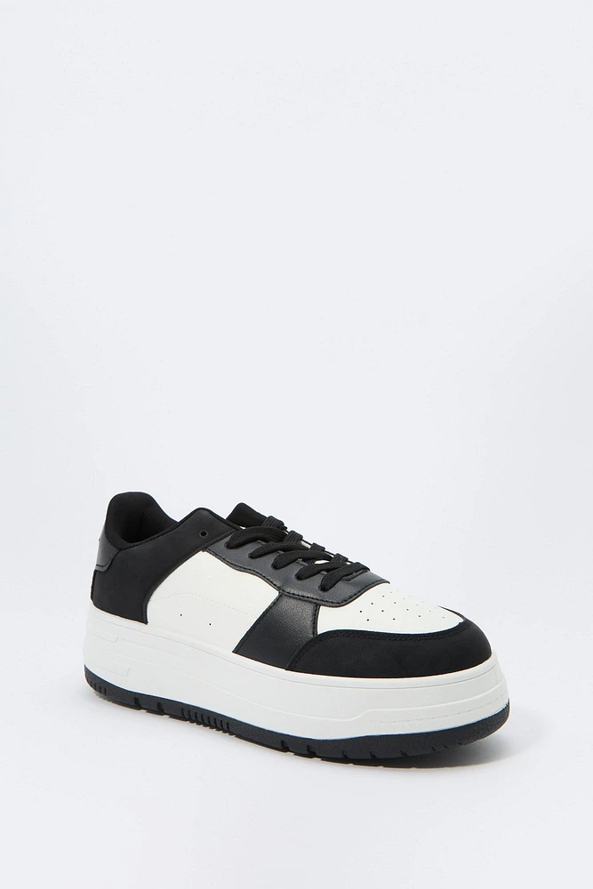 Low Top Platform Sneaker