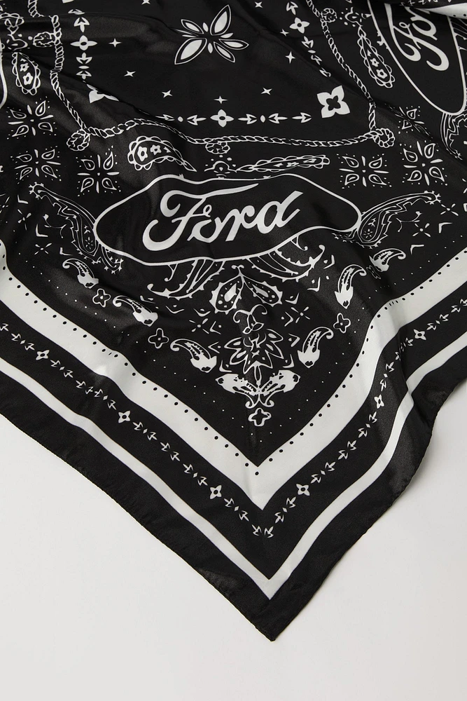 charpe en satin à imprimé Ford