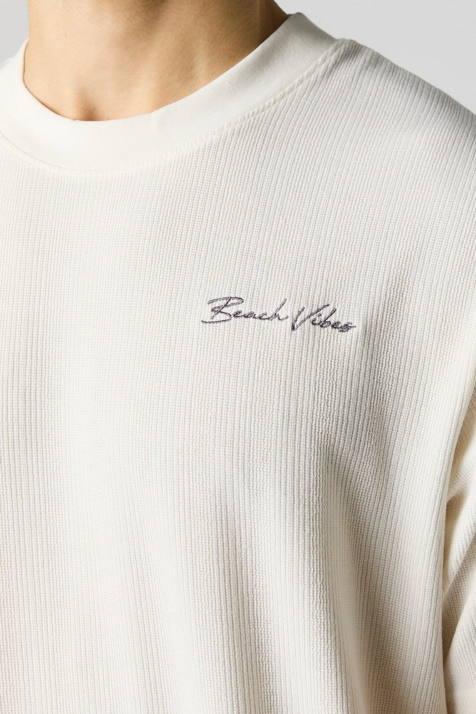 T-shirt en tricot texturé avec motif brodé Beach Vibes