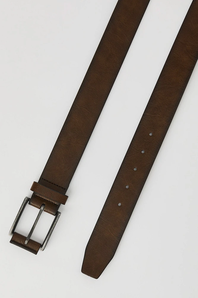 Ceinture brune en similicuir