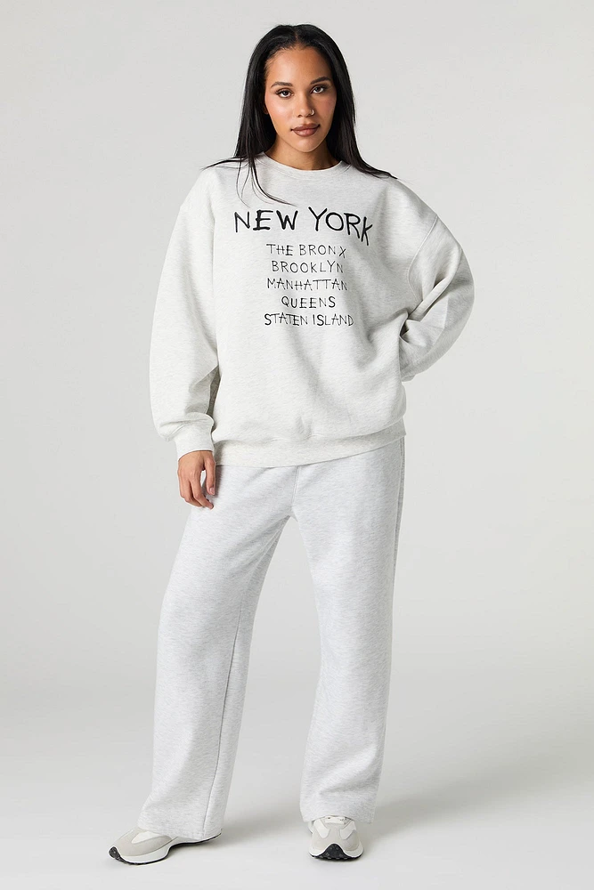 Chandail en molleton avec motif brodé New York