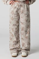 Pantalon d'entraînerment à jambe large en molleton avec motif camouflage