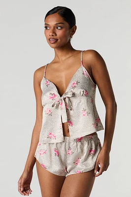 Ensemble pyjama avec débardeur de style nuisette et short en satin