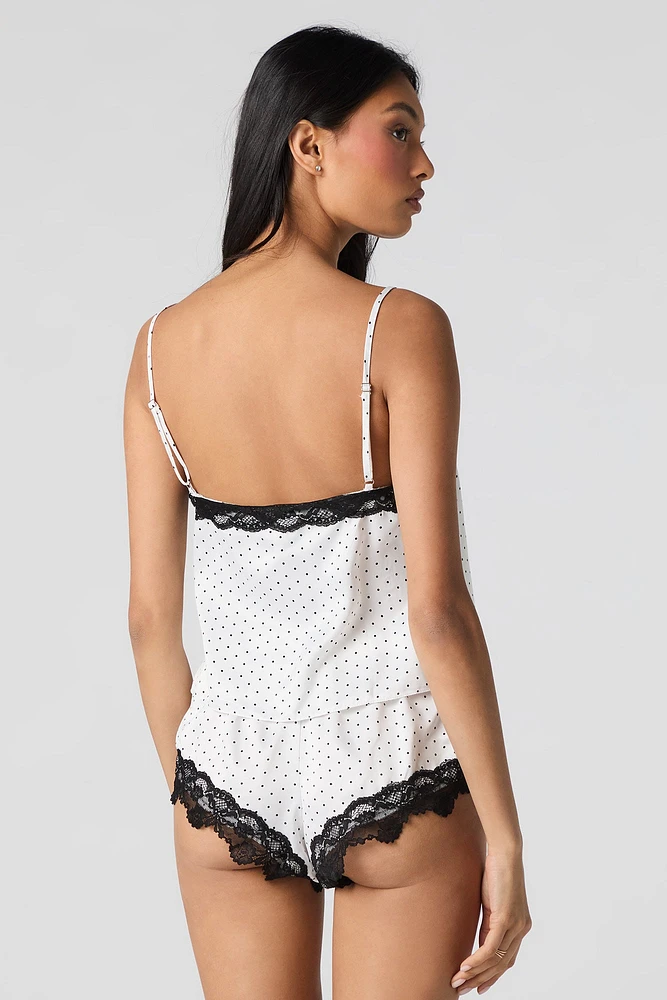 Ensemble pyjama avec débardeur et short en satin liséré de dentelle