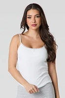 Camisole côtelée classique avec liséré de dentelle