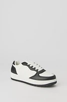 Classic Low Top Lace Up Sneaker
