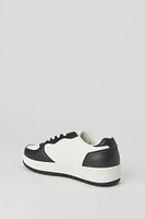 Classic Low Top Lace Up Sneaker